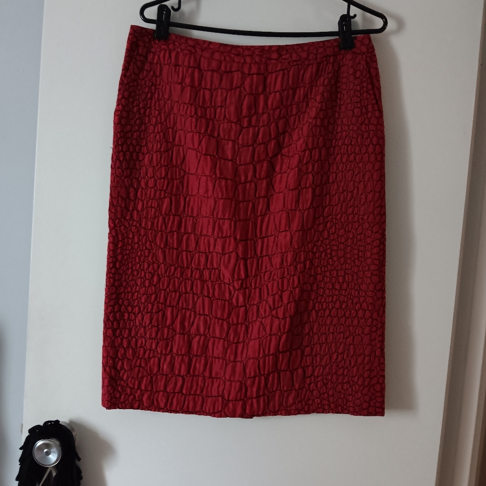 DRIES VAN NOTEN Red + Black Textured Silk + Cotton Skirt 40